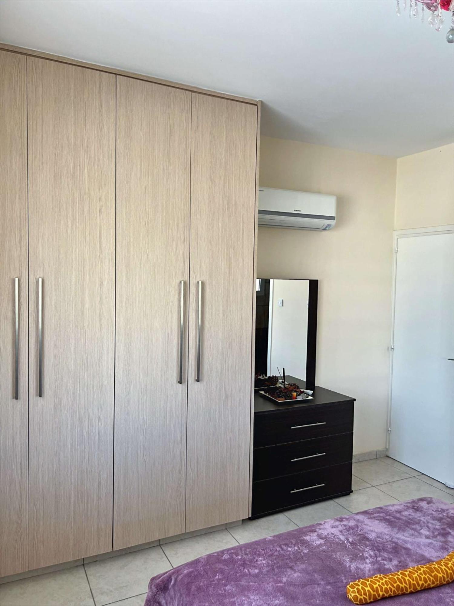 Spacious Sea View Apartment Хлоракас Экстерьер фото