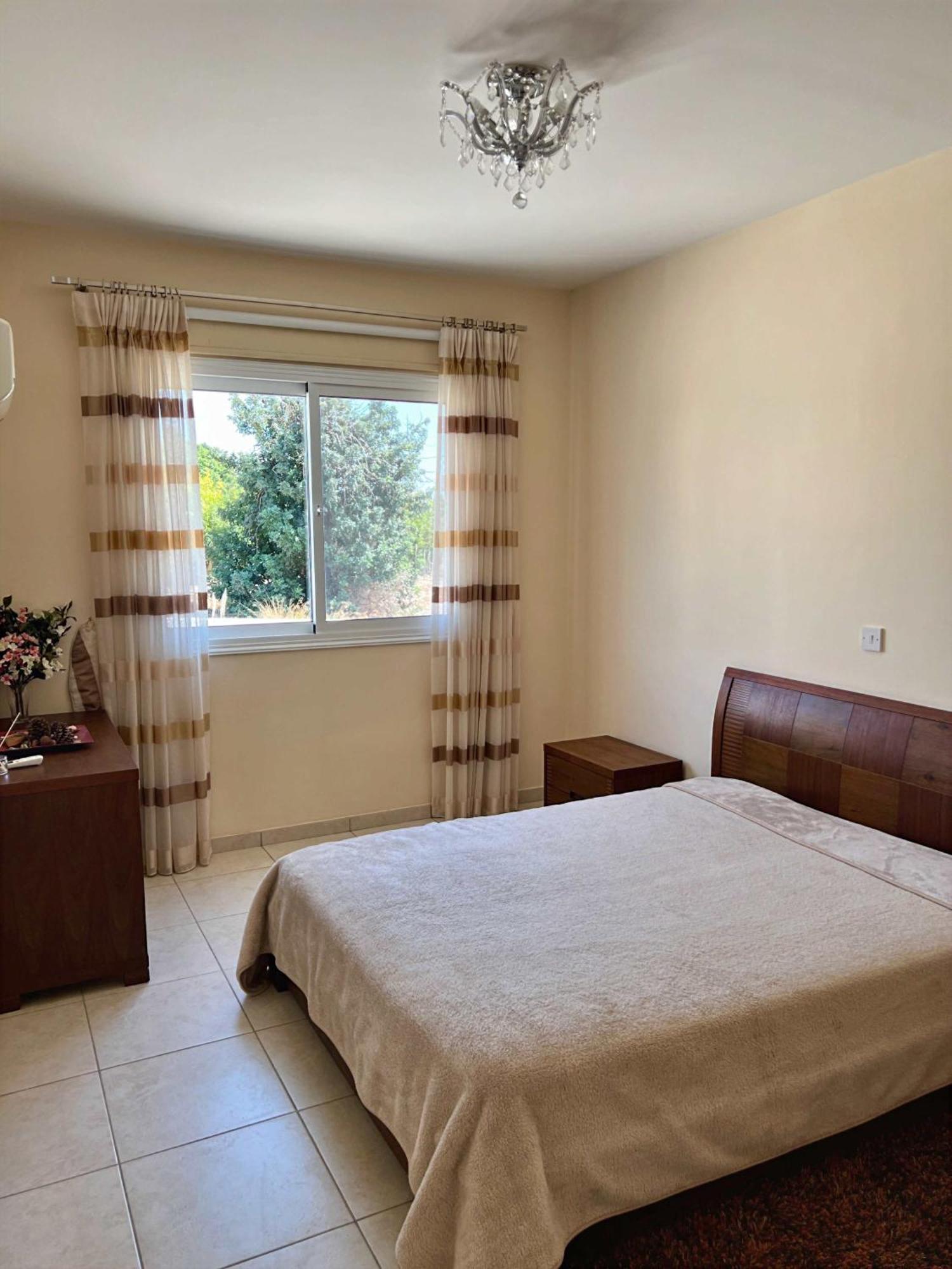 Spacious Sea View Apartment Хлоракас Экстерьер фото